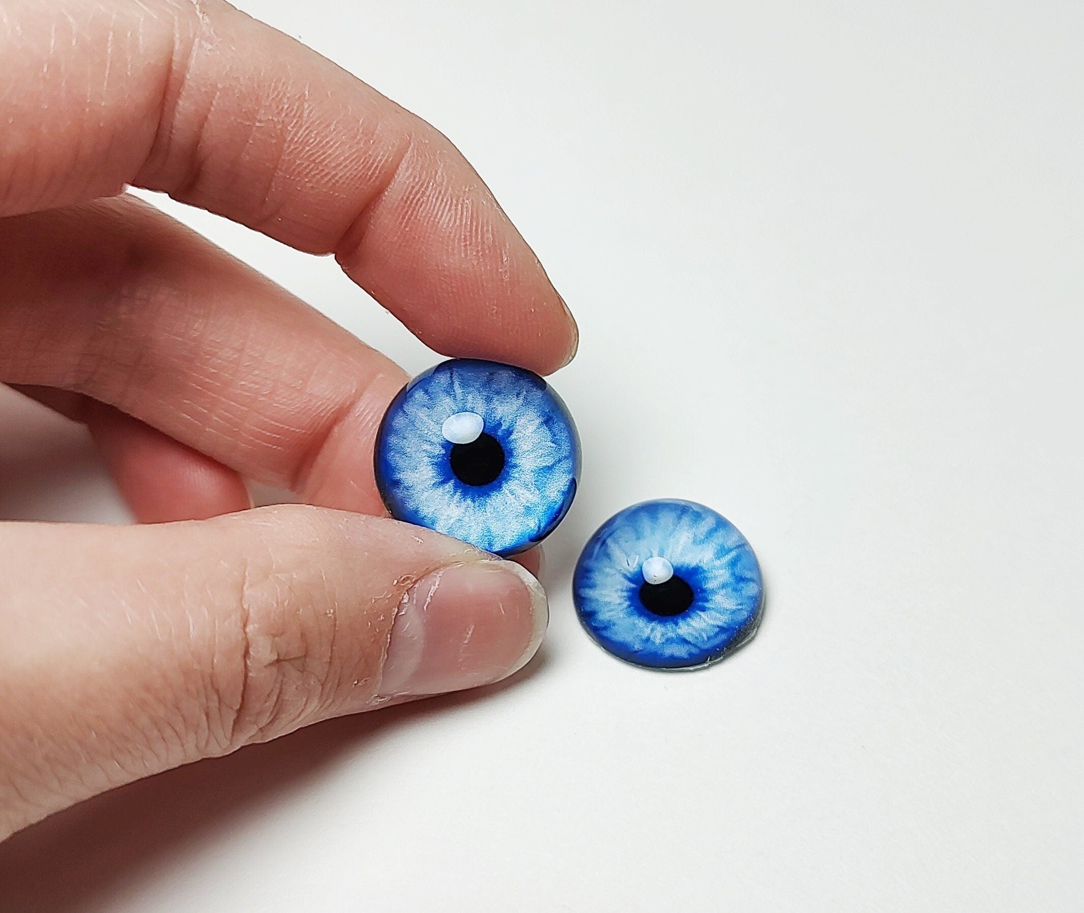 Sky Blue Wolf CW3 - Handmade Glass Taxidermy Eyes